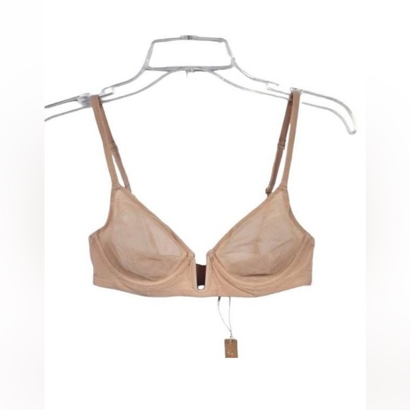 SKIMS Other - Skims underwire bra Nwt